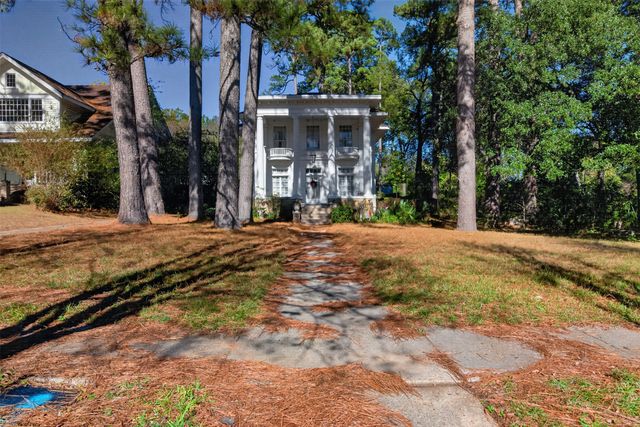 704 Wilkinson Street, Shreveport, LA 71104