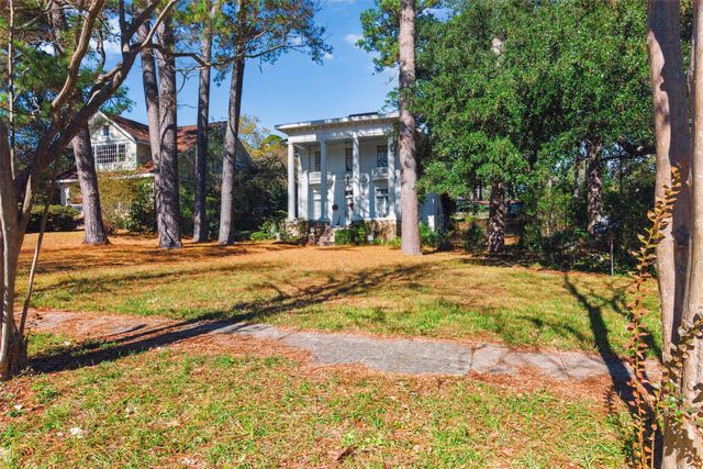 704 Wilkinson Street, Shreveport, LA 71104