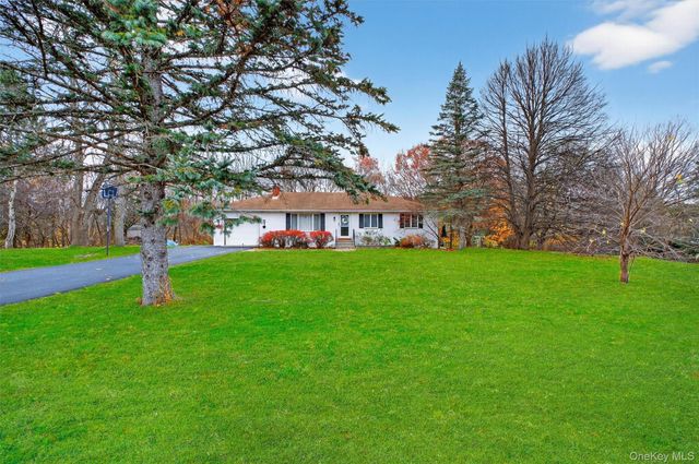 31 Reservoir Road, Wallkill, NY 12589