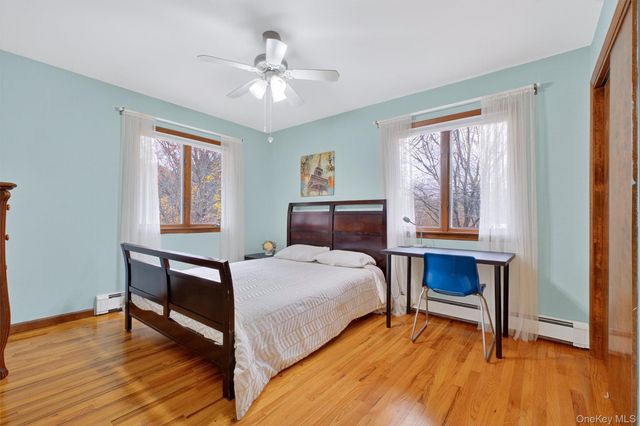 31 Reservoir Road, Wallkill, NY 12589