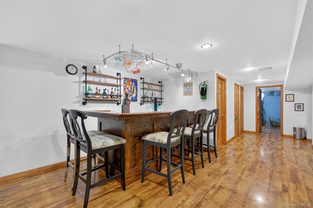 31 Reservoir Road, Wallkill, NY 12589