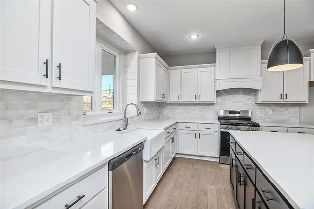 6104 Barth Road, Shawnee, KS 66226