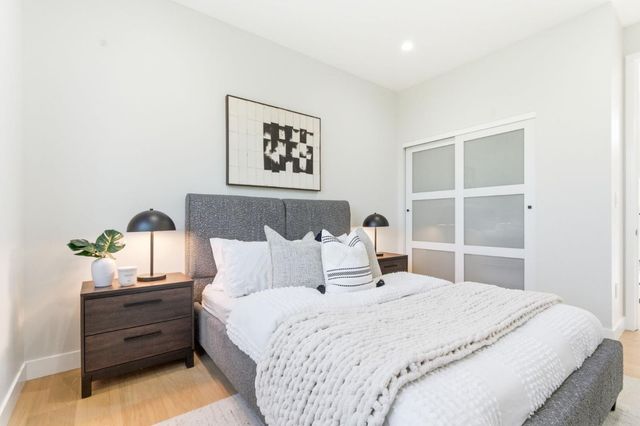 2166 Jardin Drive, Mountain View, CA 94040