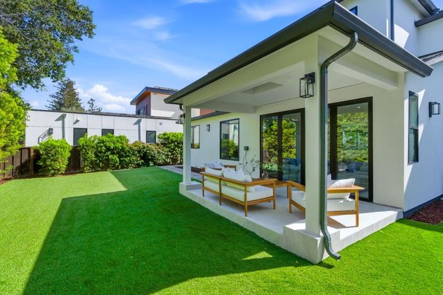 2166 Jardin Drive, Mountain View, CA 94040