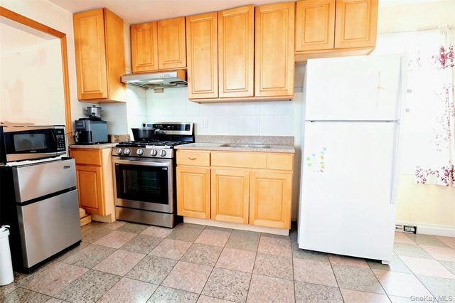 43-58 163rd Street, Flushing, NY 11358