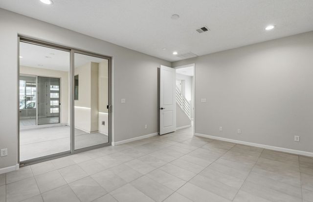 137 Prudencio Street, Santa Fe, NM 87505