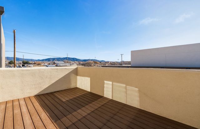 137 Prudencio Street, Santa Fe, NM 87505