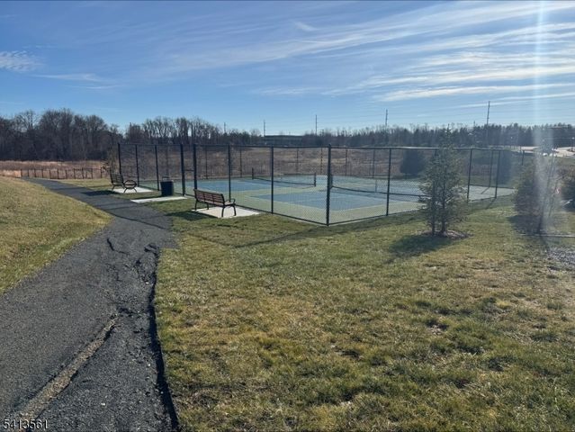 47 Sofia Dr, Manalapan Twp., NJ 07726