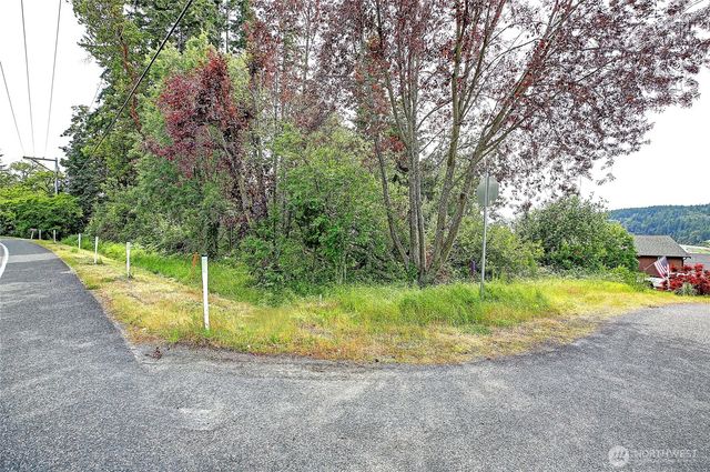 376 Moana Drive, Camano Island, WA 98282