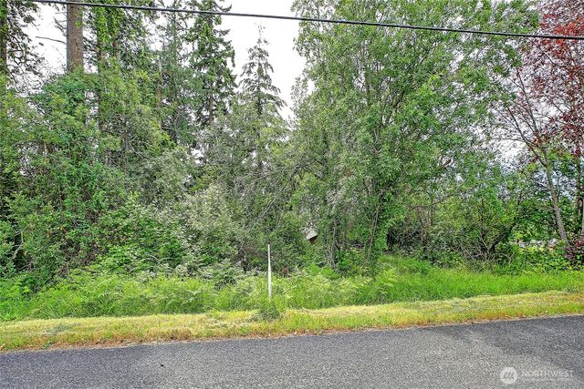 376 Moana Drive, Camano Island, WA 98282