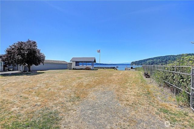 376 Moana Drive, Camano Island, WA 98282
