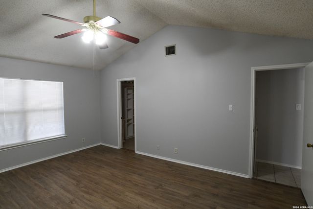 3231 TREE GROVE DR, San Antonio, TX 78247