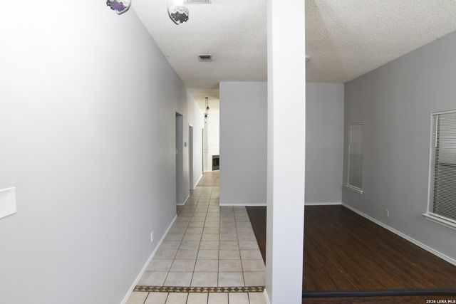 3231 TREE GROVE DR, San Antonio, TX 78247