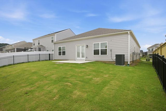 8119 Watercolour Lane, Ooltewah, TN 37363