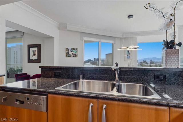2857 Paradise Road 1702, Las Vegas, NV 89109