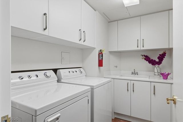 2857 Paradise Road 1702, Las Vegas, NV 89109