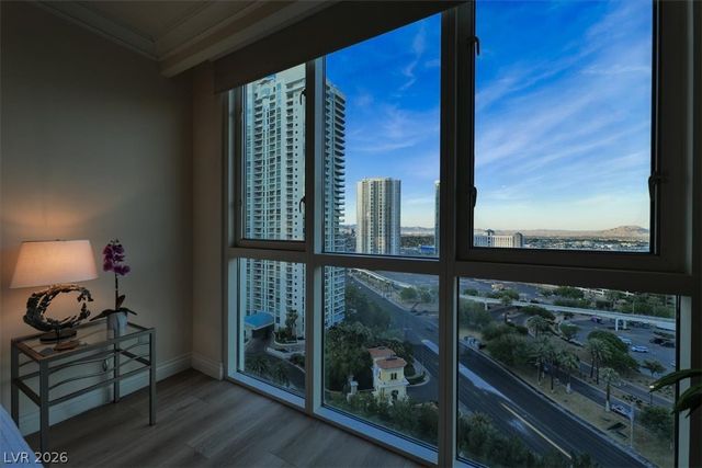2857 Paradise Road 1702, Las Vegas, NV 89109