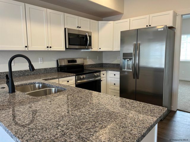 1729 KADE CT, Cheyenne, WY 82007
