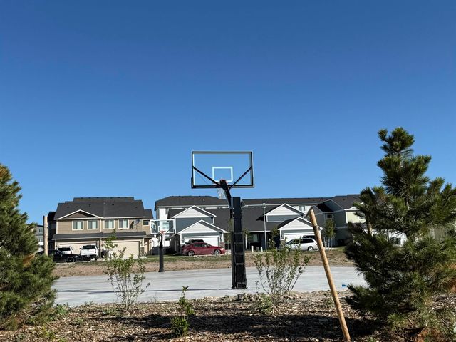1729 KADE CT, Cheyenne, WY 82007