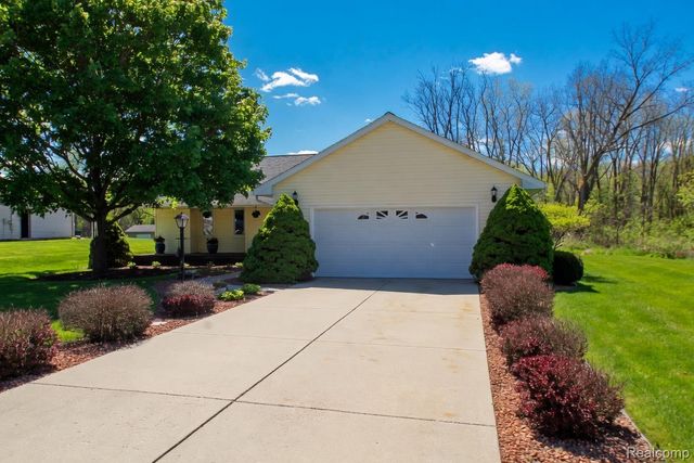 8336 Rondale Drive, Grand Blanc Charter Township, MI 48439