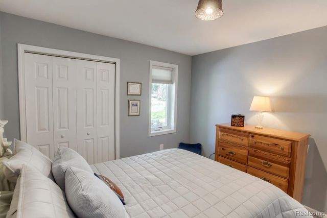 8336 Rondale Drive, Grand Blanc Charter Township, MI 48439
