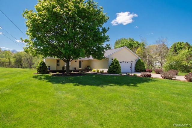 8336 Rondale Drive, Grand Blanc Charter Township, MI 48439