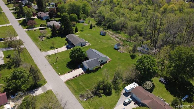 8336 Rondale Drive, Grand Blanc Charter Township, MI 48439