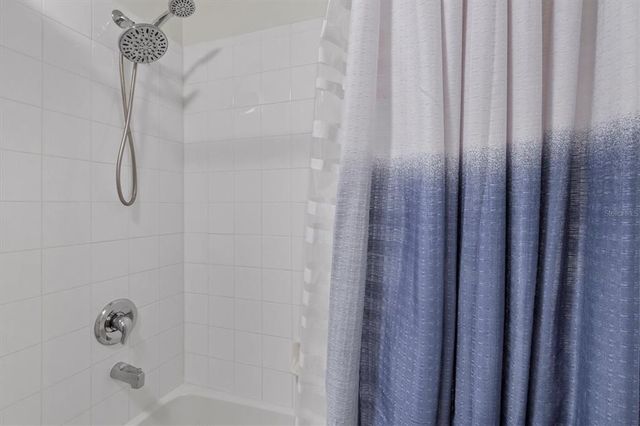 5700 BENTGRASS DRIVE 16-211, Sarasota, FL 34235