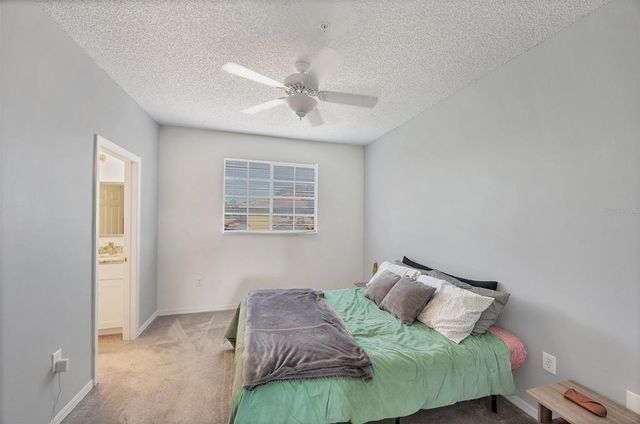5700 BENTGRASS DRIVE 16-211, Sarasota, FL 34235