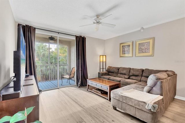 5700 BENTGRASS DRIVE 16-211, Sarasota, FL 34235