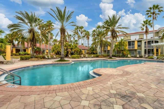 5700 BENTGRASS DRIVE 16-211, Sarasota, FL 34235