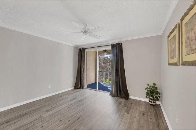 5700 BENTGRASS DRIVE 16-211, Sarasota, FL 34235