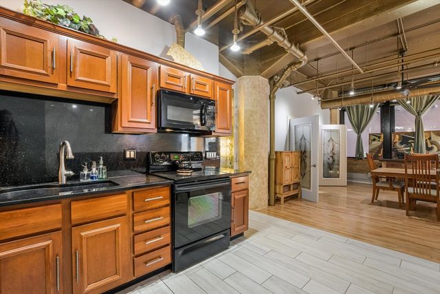 124 W Polk Street 100, Chicago, IL 60605