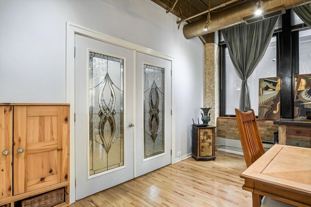 124 W Polk Street 100, Chicago, IL 60605