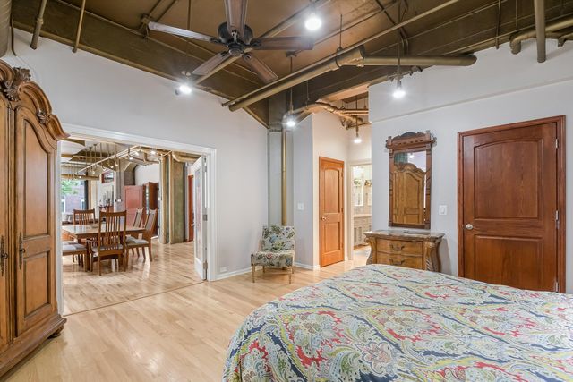124 W Polk Street 100, Chicago, IL 60605