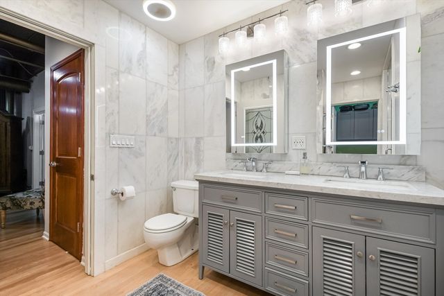 124 W Polk Street 100, Chicago, IL 60605