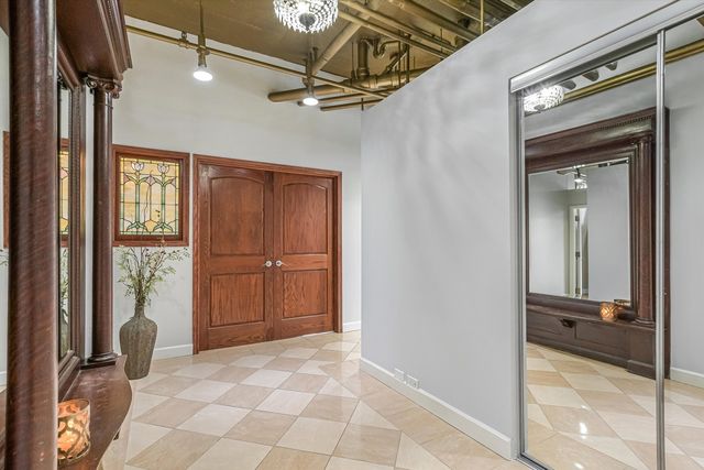 124 W Polk Street 100, Chicago, IL 60605