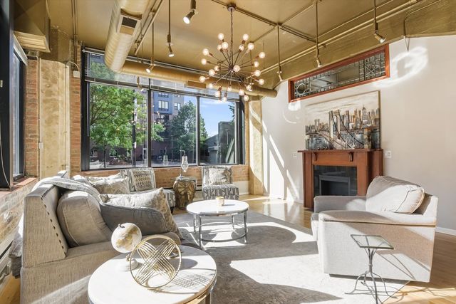 124 W Polk Street 100, Chicago, IL 60605