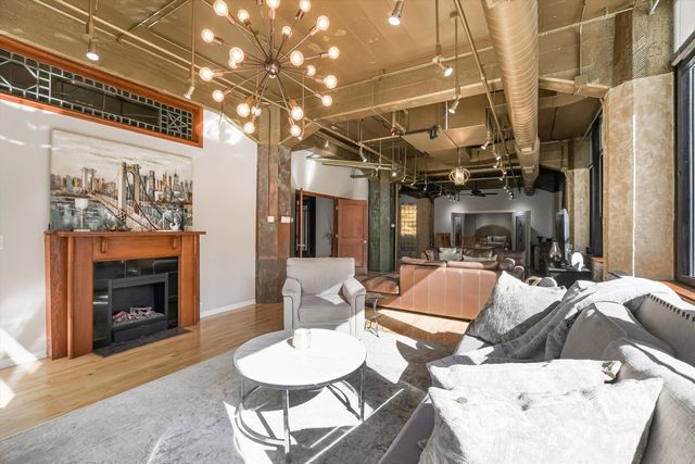 124 W Polk Street 100, Chicago, IL 60605