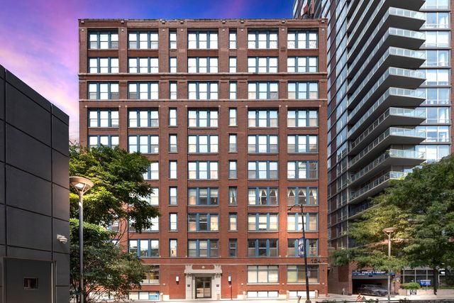 124 W Polk Street 100, Chicago, IL 60605