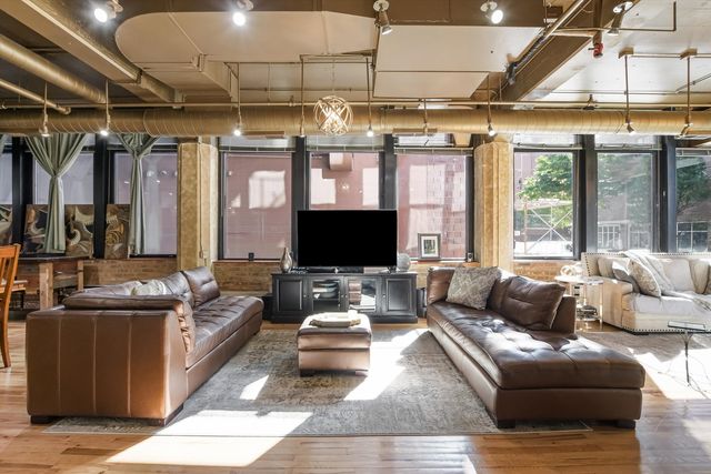124 W Polk Street 100, Chicago, IL 60605