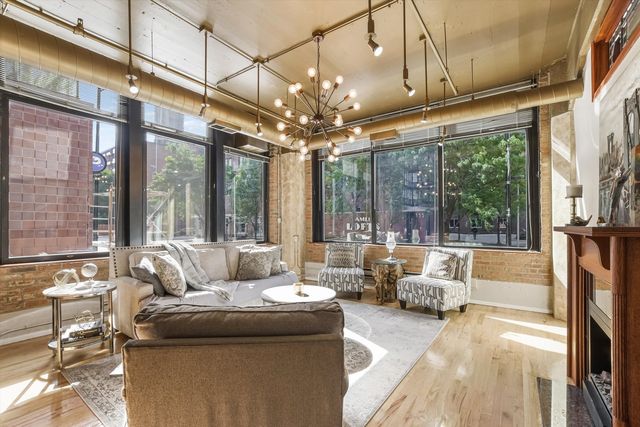 124 W Polk Street 100, Chicago, IL 60605