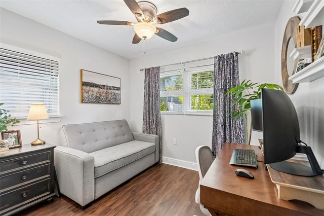 4618 W BAY COURT AVENUE, Tampa, FL 33611