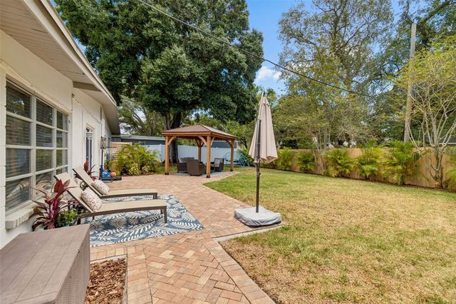 4618 W BAY COURT AVENUE, Tampa, FL 33611