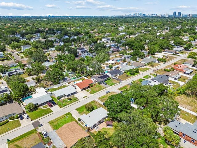 4618 W BAY COURT AVENUE, Tampa, FL 33611