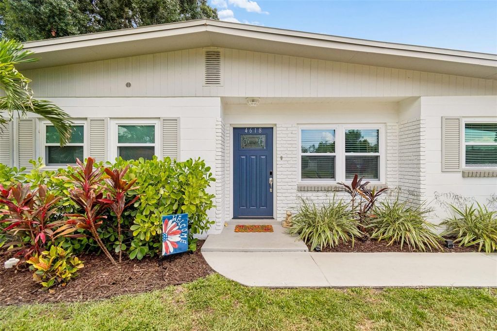 4618 W BAY COURT AVENUE, Tampa, FL 33611