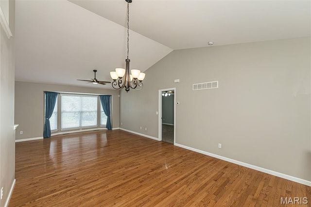 169 Tori Pines Drive, Oakville, MO 63129