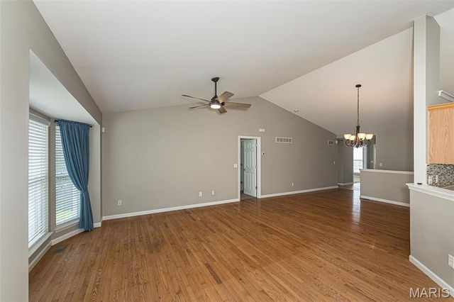 169 Tori Pines Drive, Oakville, MO 63129
