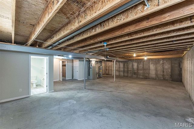 169 Tori Pines Drive, Oakville, MO 63129