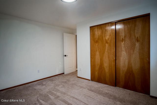 8579 N Cloverleaf DR, Hayden, ID 83835